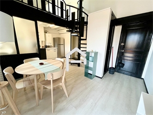 appartement à la location -   31000  TOULOUSE, surface 52,89 m2 location appartement - APR731607